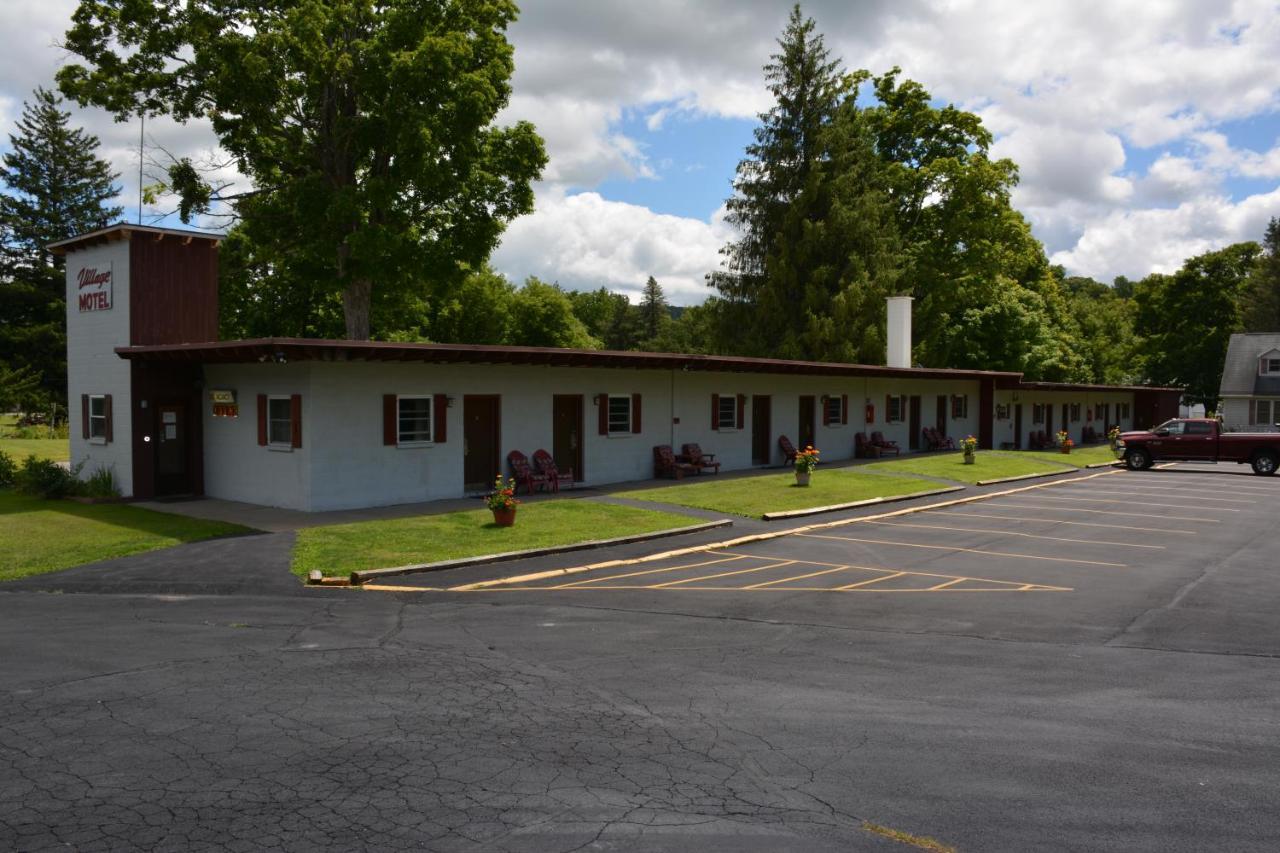 The Village Motel Richfield Springs Eksteriør bilde