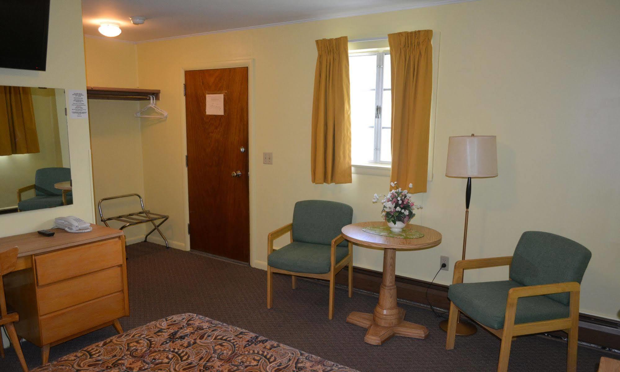 The Village Motel Richfield Springs Eksteriør bilde